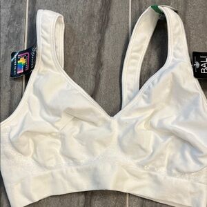 Bali Women's White Wireless  Soft Support Bra